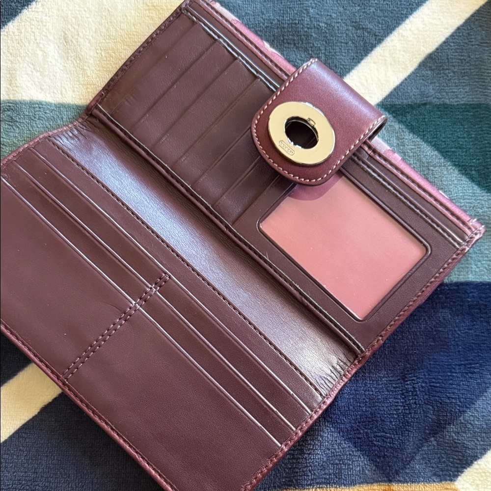 Coach Burgundy Wallet with Signature Design - Picture 2 of 4